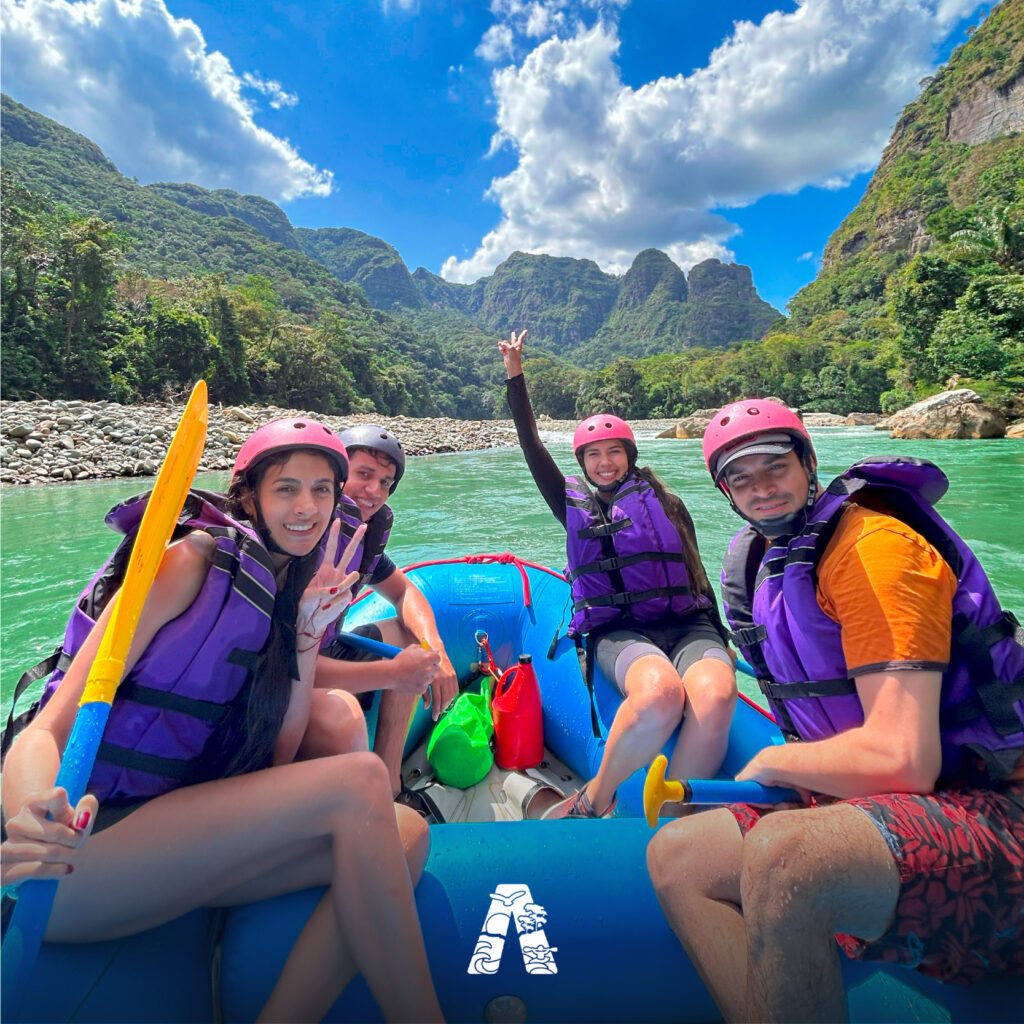 Triangular Raft Sas 01. CAÑÓN DEL RÍO GÜEJAR (RAFTING) - AVENTURANDO SAS